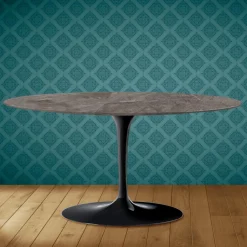 Viadurini Living Moderne Couchtische|Tulip Tische-Tulip Saarinen Ovaler Couchtisch H 41 aus Kira-Keramik, hergestellt in Italien – Scarlet