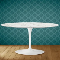 Viadurini Living Moderne Couchtische|Tulip Tische-Tulip Saarinen Ovaler Couchtisch H 41 aus Morpheus-Keramik, hergestellt in Italien – Scarlet