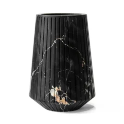 Viadurini Decor Deko Vasen-Vase aus weißem Carrara-Marmor oder schwarzem Portoro-Streifen-Design - Kairo