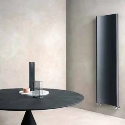 Viadurini Radiators Heizkörper Hydraulisch-Vertikaler Hydraulikdesign-Kühler aus Aluminium bis 1061 Watt - gebogen