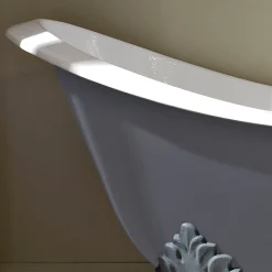 Viadurini Bathroom Freistehende Badewannen-Vintage freistehende Badewanne mit Füßen, aus Gusseisen - Nadine