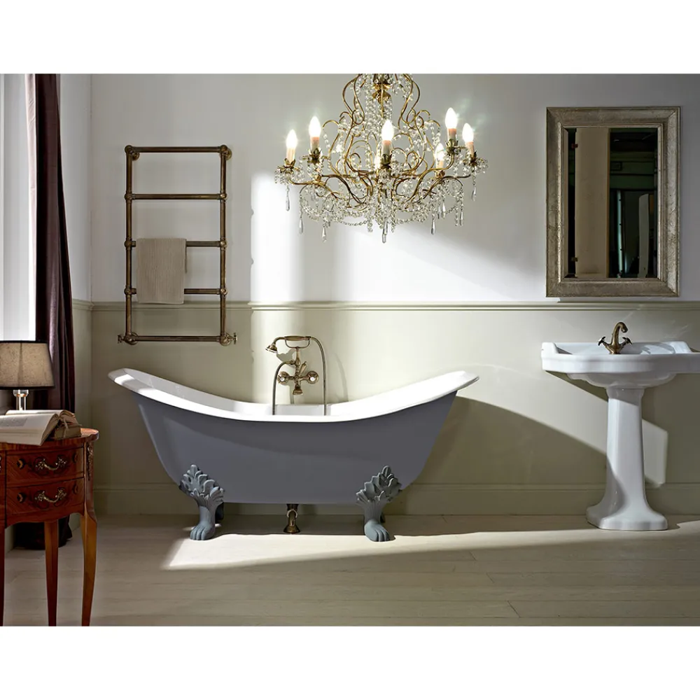 Viadurini Bathroom Freistehende Badewannen-Vintage freistehende Badewanne mit Füßen, aus Gusseisen - Nadine