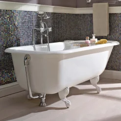 Viadurini Bathroom Freistehende Badewannen-Vintage freistehende Design-Badewanne aus weißem Gusseisen, hergestellt in Italien - Marwa