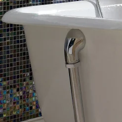 Viadurini Bathroom Freistehende Badewannen-Vintage freistehende Design-Badewanne aus weißem Gusseisen, hergestellt in Italien - Marwa