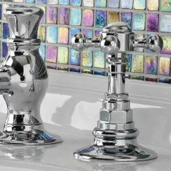 Viadurini Bathroom Waschbeckenarmaturen-Vintage 3-Loch Waschtischarmatur aus Vintage Messing Made in Italy - Elisea