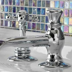 Viadurini Bathroom Waschbeckenarmaturen-Vintage 3-Loch Waschtischarmatur aus Vintage Messing Made in Italy - Elisea