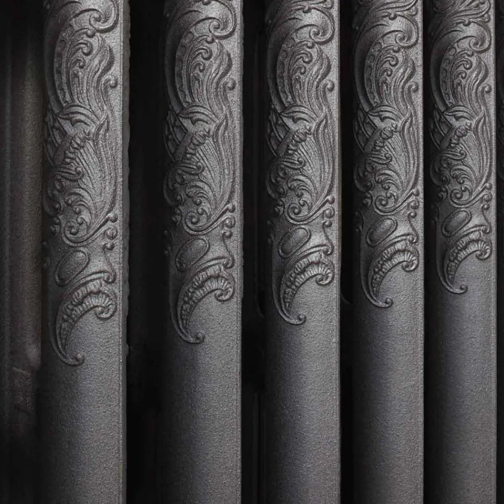 Viadurini Radiators Heizkörper-Vintage Radiator 7 Dekorierte Elemente aus Gusseisen vom Boden bis 1062 W - Barock