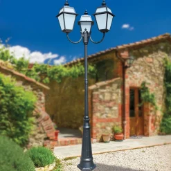 Viadurini Lighting Gartenlampion-Vintage-Laternenpfahl mit 3 Lichtern aus Aluminium und Glas, hergestellt in Italien – Vivian