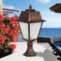 Viadurini Lighting Gartenlampion-Vintage-Stehlampe für den Außenbereich aus Aluminium, hergestellt in Italien – Doroty