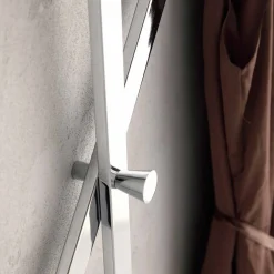 Viadurini Living Wandgarderobe-Wandgarderobe aus lackiertem Metall mit 5 Stiften Made in Italy - Olmium