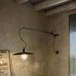 Aldo Bernardi Vintage Wandleuchten-Wandlampe aus Messing mit bewegbaren Arm - Meridiana