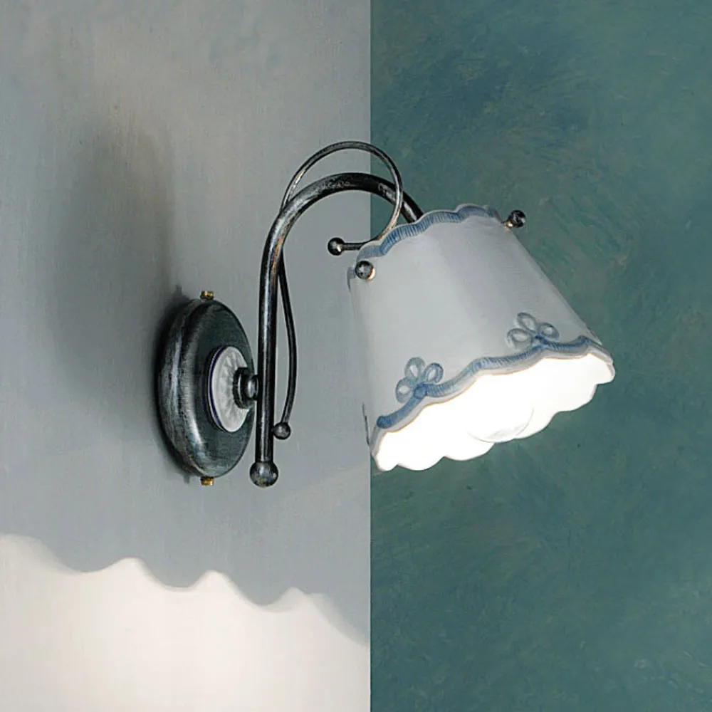 Ferroluce Vintage Wandleuchten-Wandleuchte aus Eisen und Keramik mit handgemaltem Stickereieffekt - Ravenna