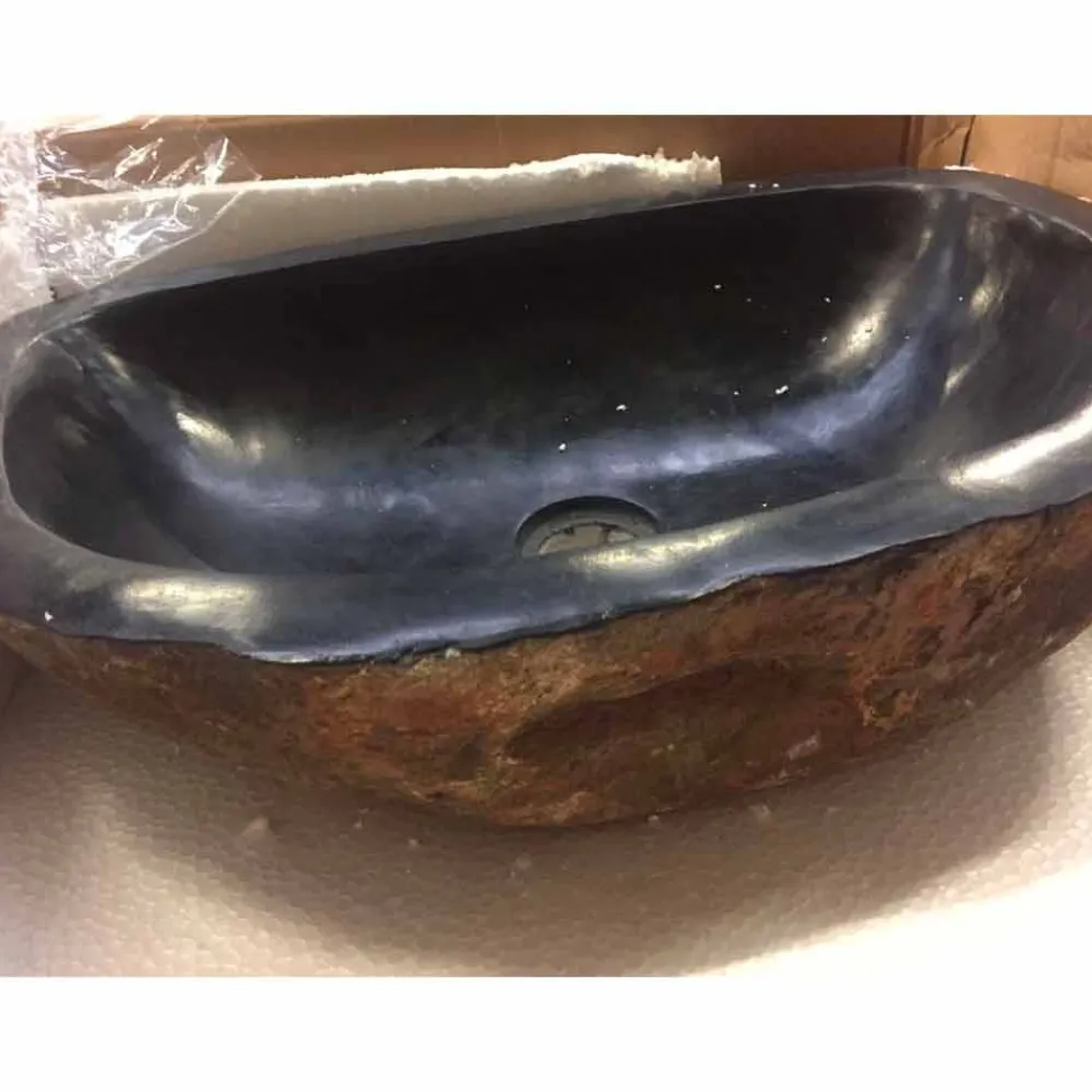 Viadurini Bathroom Steinwaschbecken-Waschbecken Aufsatzwaschbecken Unikat aus Basalt Hassan Design