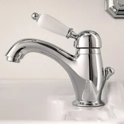 Viadurini Taps Waschbeckenarmaturen-Waschtischmischer im klassischen Stil aus handgefertigtem Messing mit Hebel - Noriana