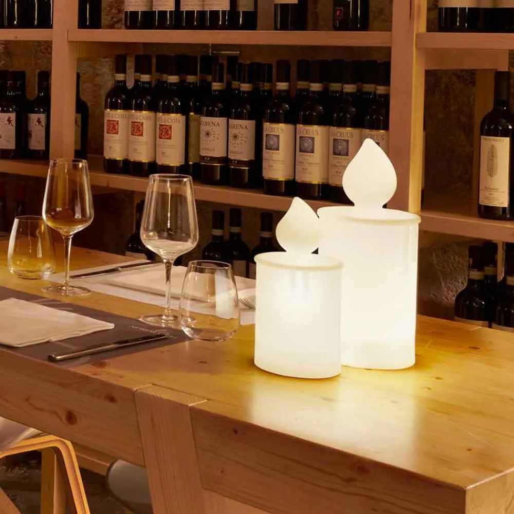 SLIDE Moderne Tischlampen-Weiß oder Rot leuchtende Kerze Tischlampe Design von - Fiammetta