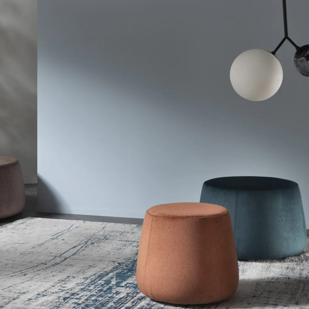 Viadurini Living Sitzsäcke|Sitzsäcke-Weicher runder Hocker für Wohnzimmer in farbigem Samt 3 Dimensionen - Evelyne