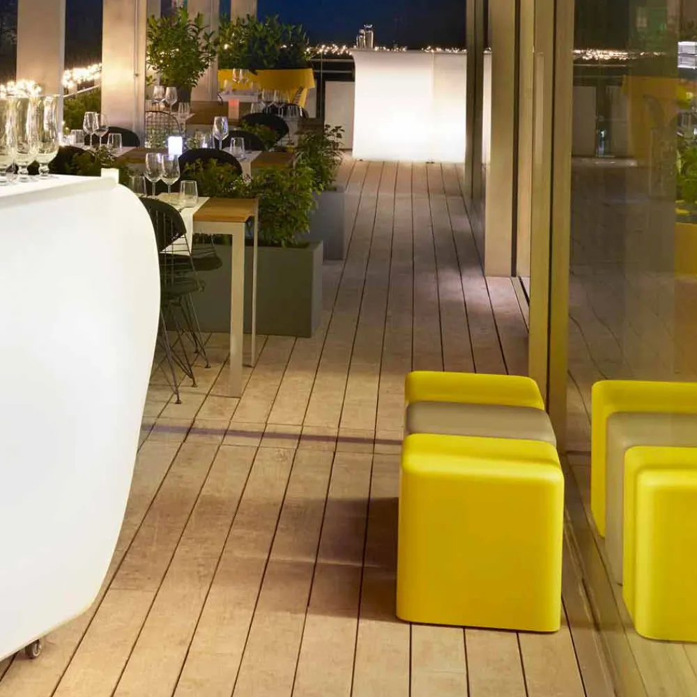 SLIDE Barhocker-Weicher, würfelförmiger Polyurethanhocker Soft Cube, hergestellt in Italien