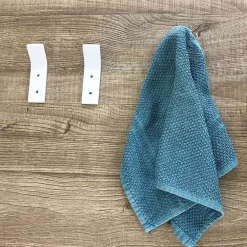 Viadurini Decor Wandgarderobe-Weiße Corian Wandgarderobe mit Schrauben, 3-teiliges Design - Appiccio