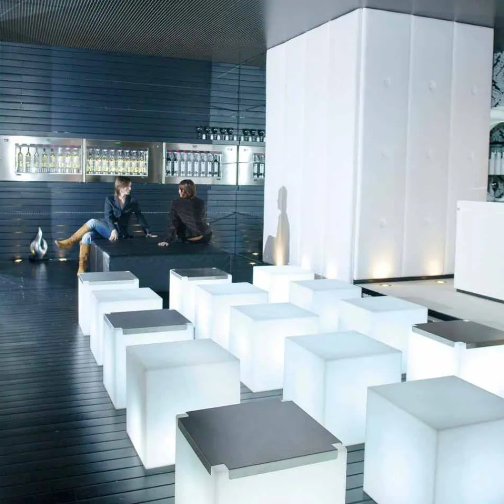 SLIDE Designer Stehlampen-Weiße Tisch- / Stehleuchte Cubo, hergestellt in Italien