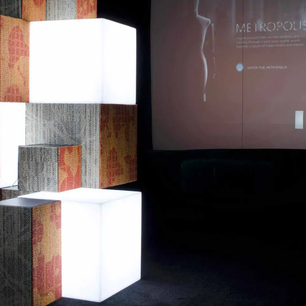 SLIDE Designer Stehlampen-Weiße Tisch- / Stehleuchte Cubo, hergestellt in Italien