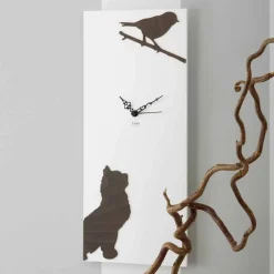Viadurini Time Design Wanduhren-Weiße Wanduhr mit hölzernen Tierdekorationen Modernes Design - Spannung