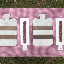 Viadurini Kitchen Küchenzubehör-Weißer Carrara Marmor und Holz Made in Italy Design Schneidebrett - Evea