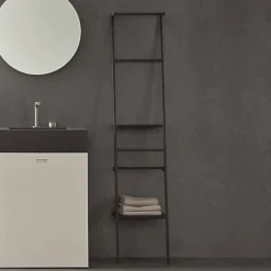 Viadurini Decor Garderobenständer-Weißer oder farbiger moderner Design-Leiter-Kleiderbügel - Caloina