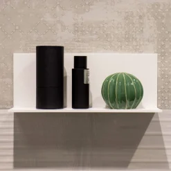 Viadurini Bathroom Badzubehör-Weißes Corian Wandregal L 35 oder L 60 cm Made in Italy Qualität - Elono