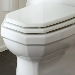 Viadurini Bathroom Wc-Weißes Keramik-Toilettenglas mit Kassette, Made in Italy - Nausica