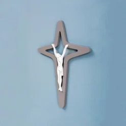 Viadurini Decor Religiöse Bilder-Weißes und graues Christo-Kruzifix mit Lasergravur, hergestellt in Italien – Teresa