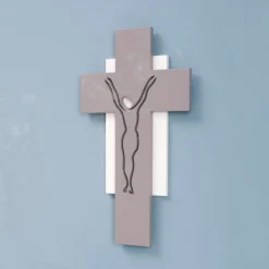Viadurini Decor Religiöse Bilder-Weißes und graues Kruzifix, hergestellt mit Lasergravur, hergestellt in Italien – Nadia