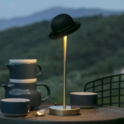 Viadurini Lighting Design Beleuchtung-Wiederaufladbare und kippbare Tischlampe von Magnet - Bombetta