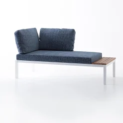 Viadurini in the Garden Garten Lounge Set-Wohnzimmer im Freien aus weißem Metall und Holz mit Sofas und Couchtisch - Brera