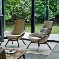 Viadurini Living Moderne Sessel-Wohnzimmer Sessel aus Leder und Stoff mit Holzsockel Made in Italy - Ama